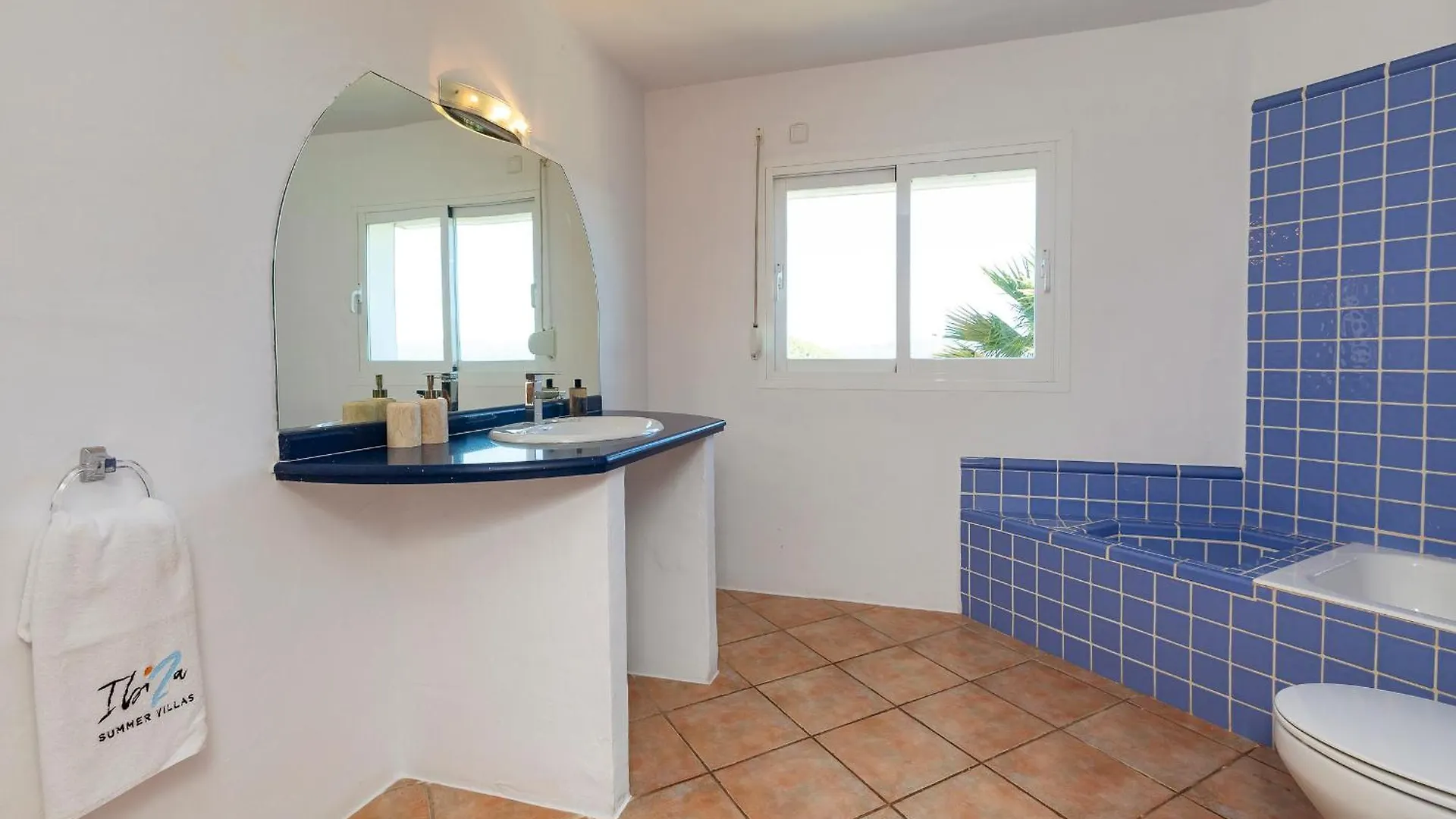 Villa Near San Antonio Sleeps 11 San Antonio (Ibiza)