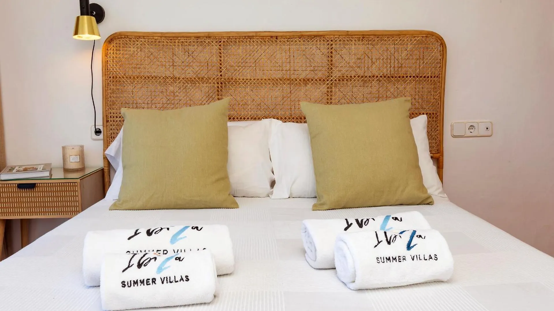 Villa Near San Antonio Sleeps 11 Spain