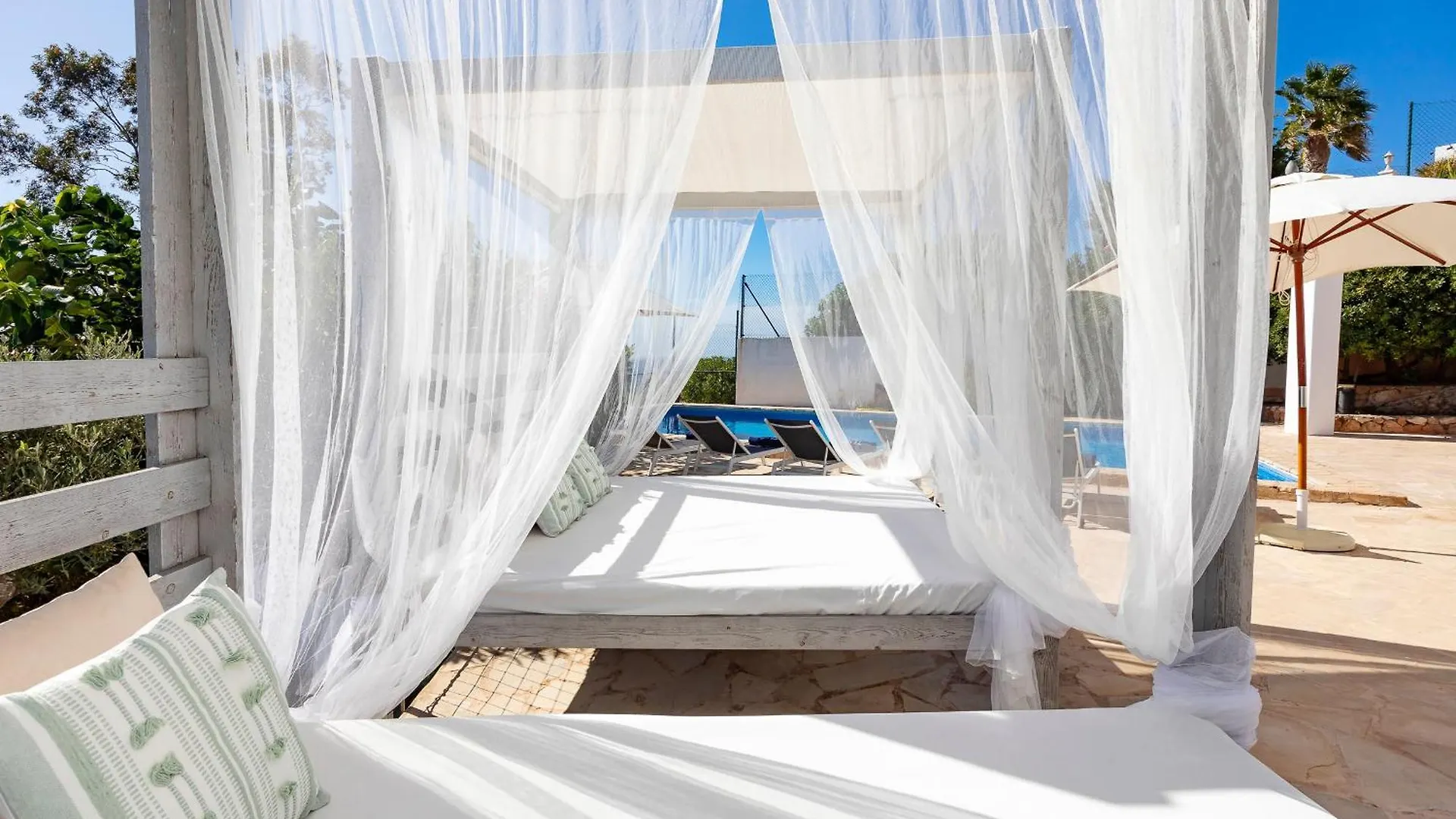 Villa Near San Antonio Sleeps 11 0*, San Antonio (Ibiza)