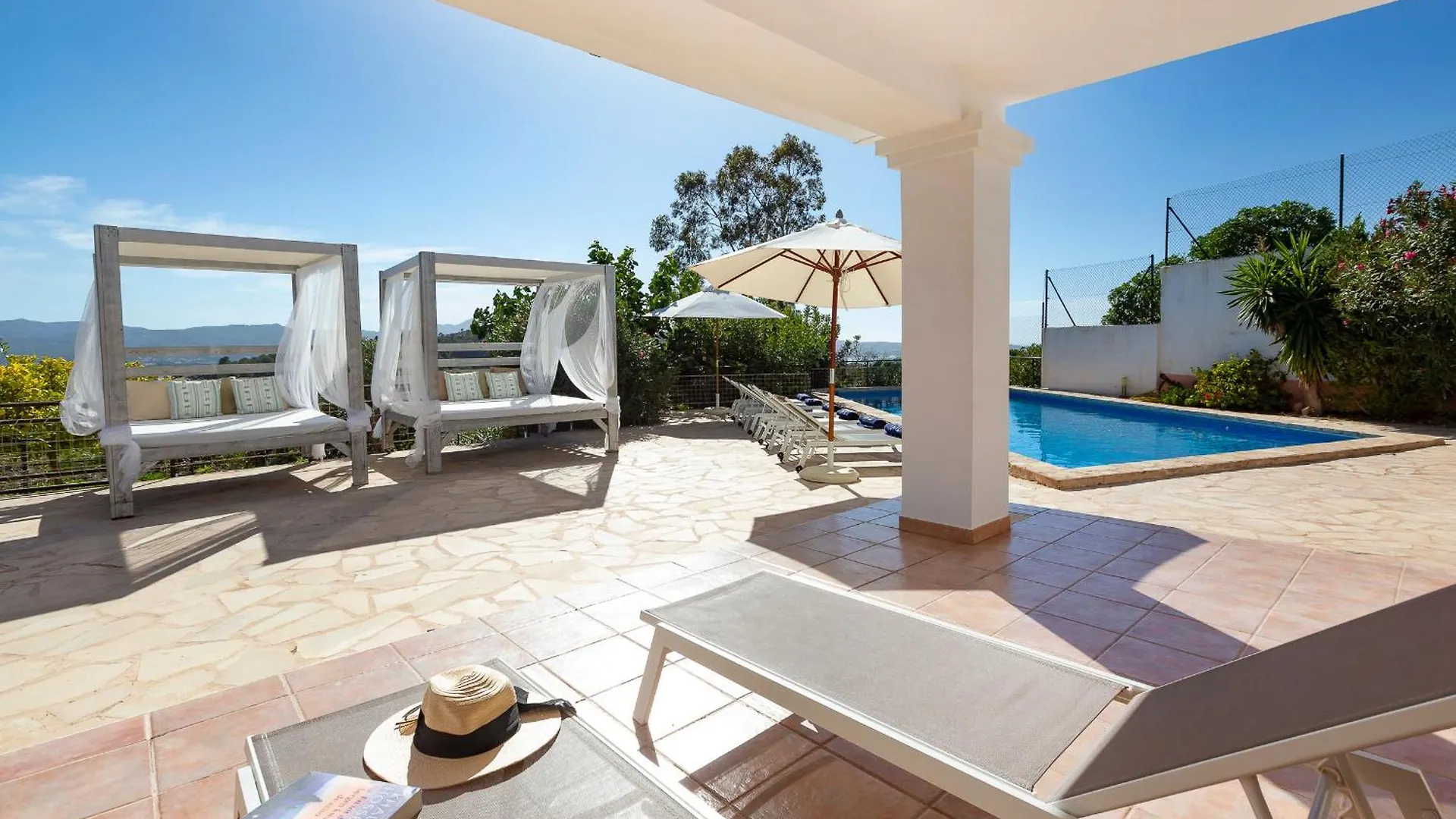 Villa Near San Antonio Sleeps 11  San Antonio (Ibiza)
